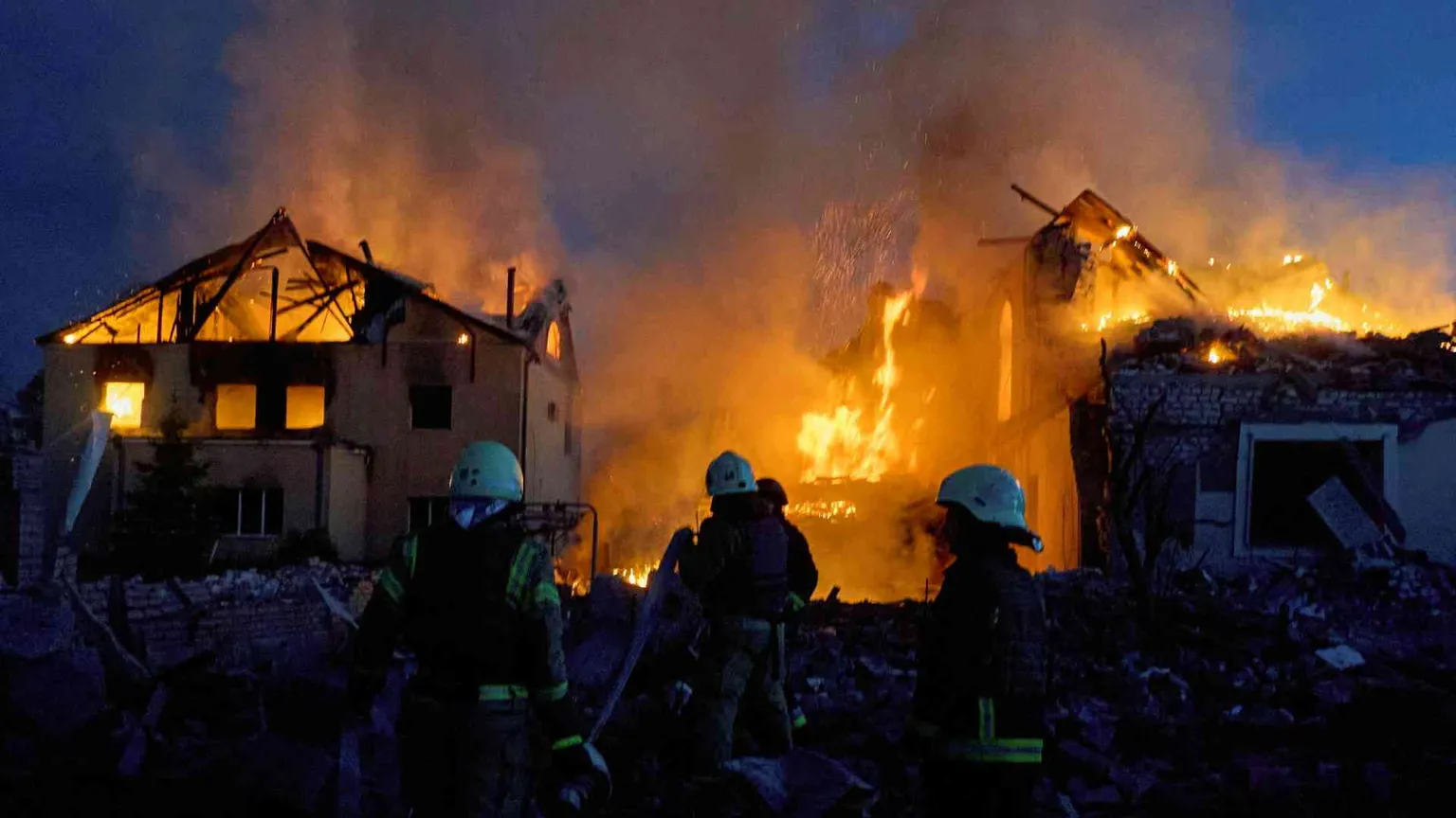Offensiva russa su Kharkiv. Zelensky: «Li abbiamo respinti»