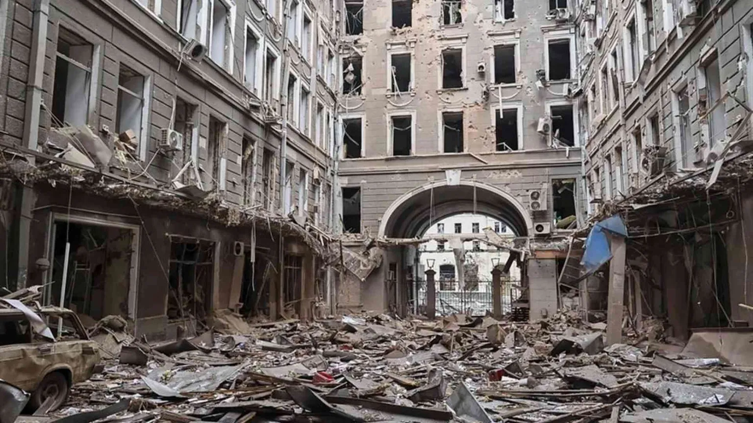 Putin attacca dal Nord e minaccia di tornare alle porte di Kiev
