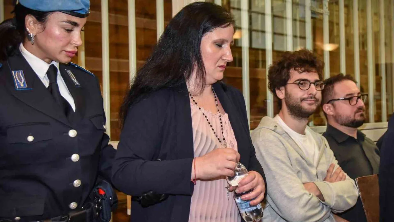 Alessia Pifferi condannata all'ergastolo per la morte della figlioletta Diana
