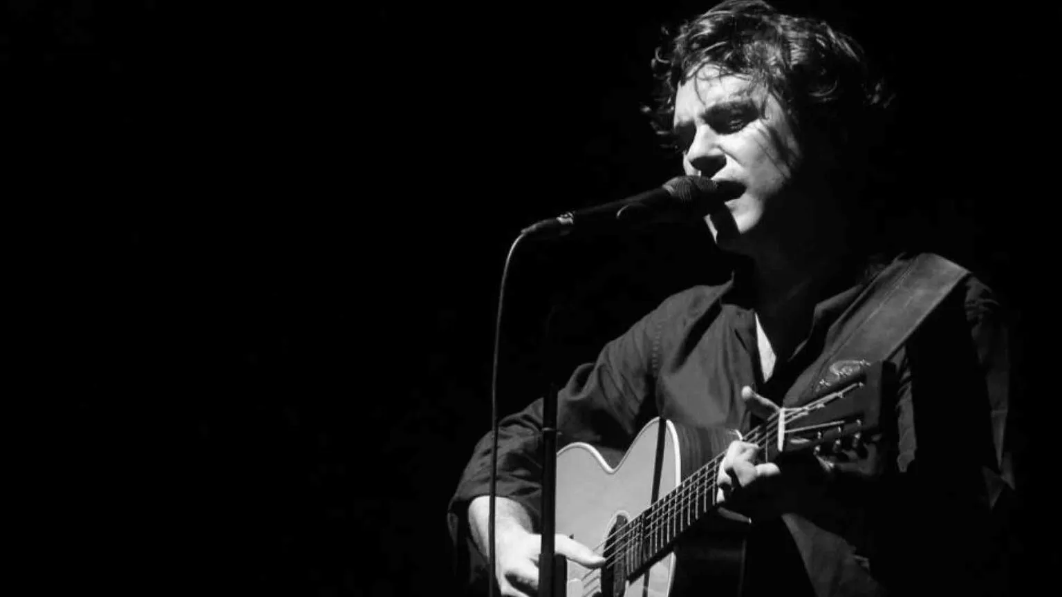 Jack Savoretti: "Canto in italiano per ricordare mio padre"