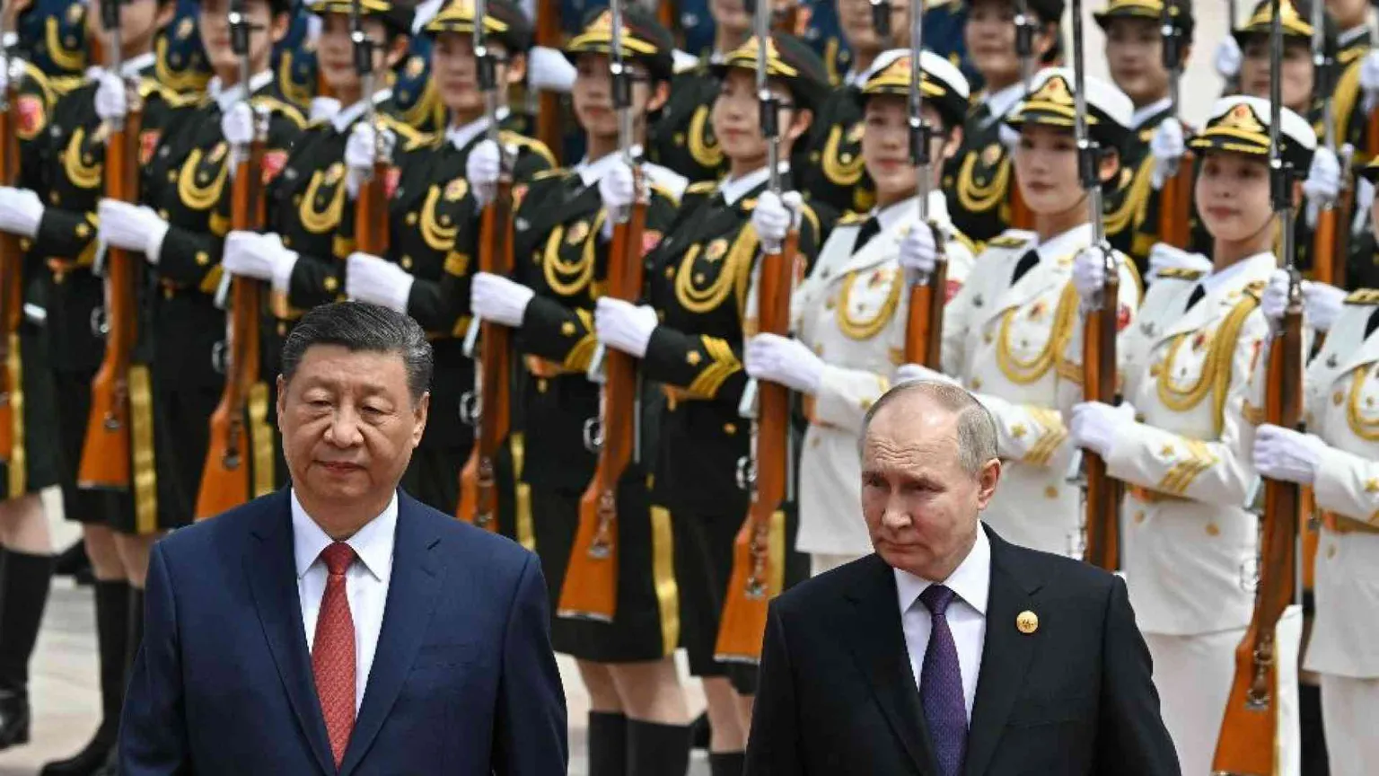 Ucraina, commercio, partenariato strategico: Putin alla corte di Xi