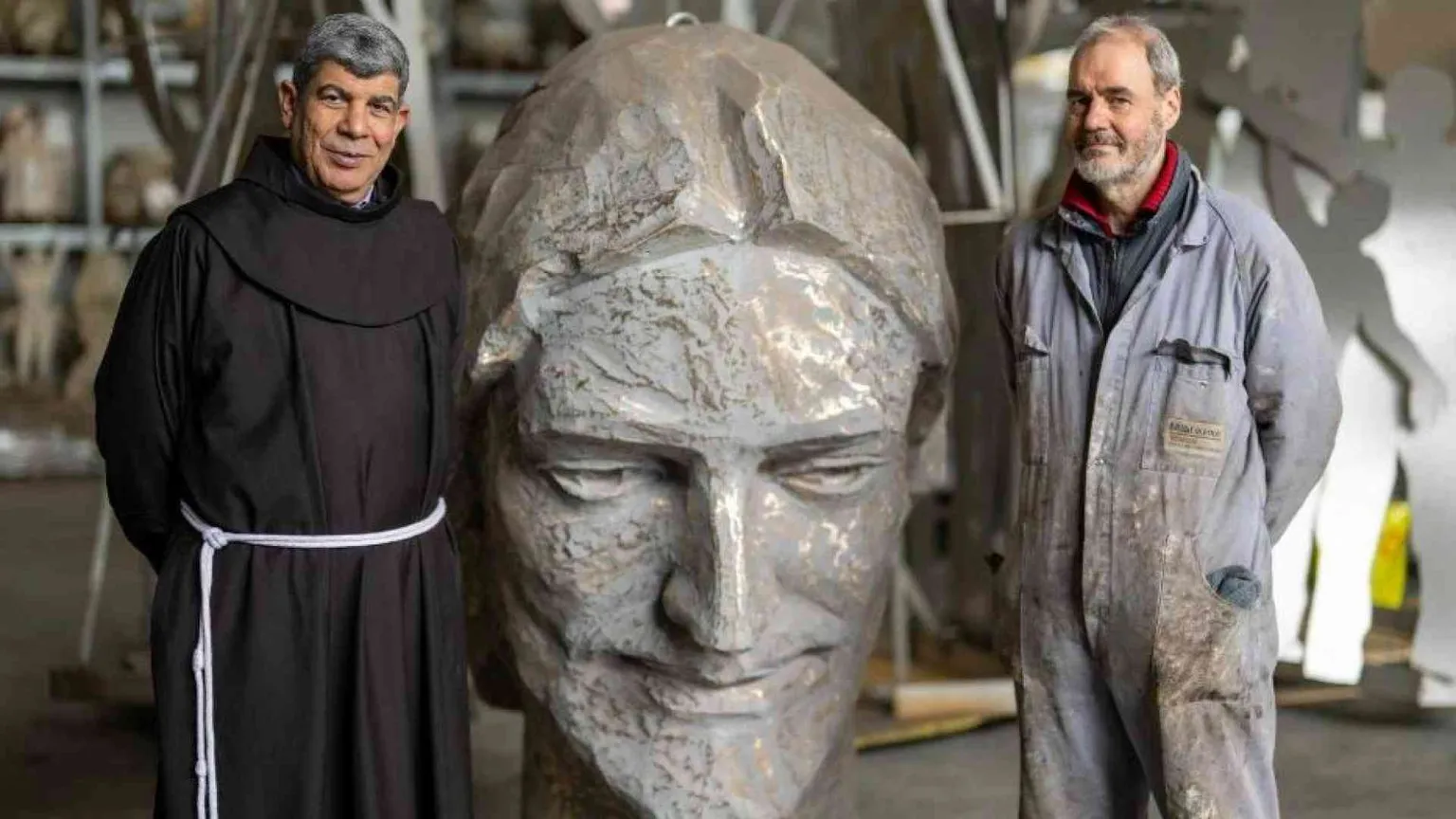 Da Verona a Gerusalemme: la statua di Cristo benedetta dal Papa