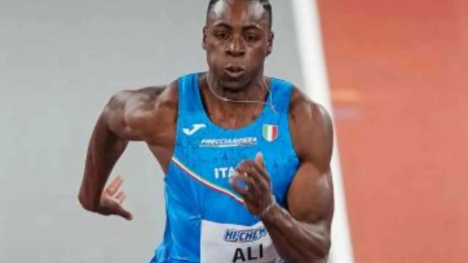 Ali, il gigante buono azzurro che sfida Jacobs