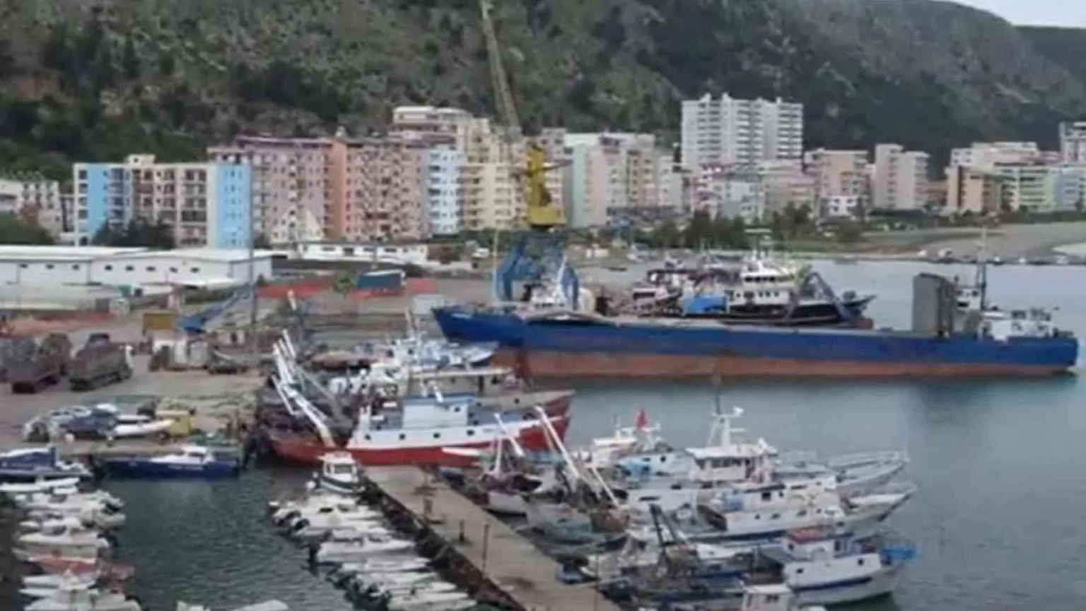 Sui due centri in Albania nodi e lentezze. Ma la premier: apripista per l’Ue