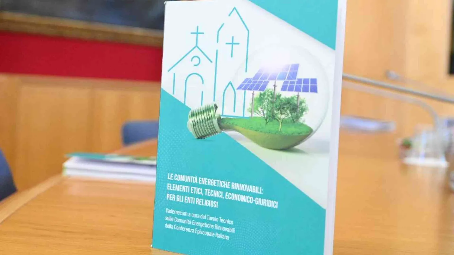 Costruire una comunità energetica: le istruzioni nel Vademecum della Cei