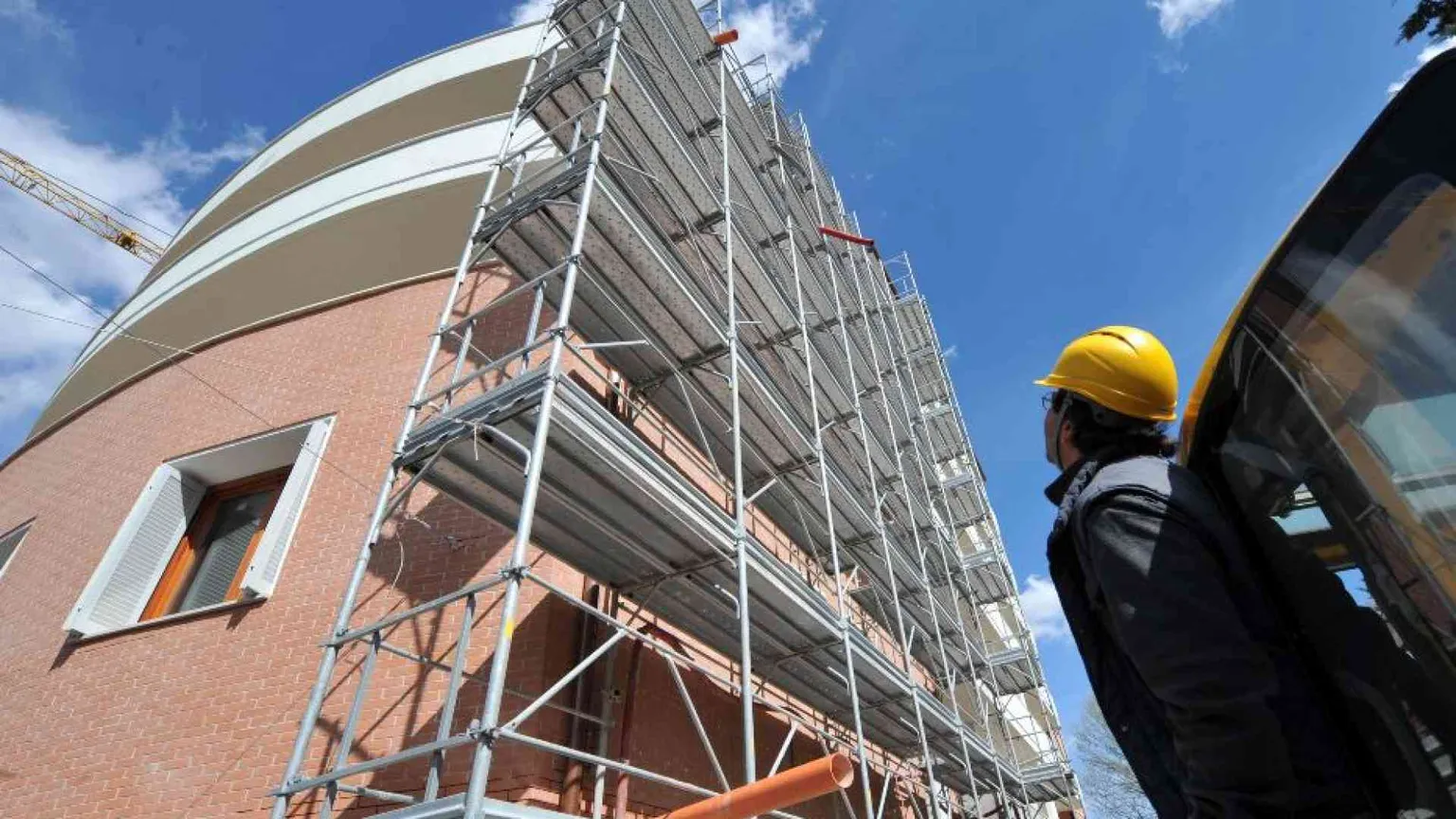 Approvato il decreto Salva-Casa. Le misure e le reazioni