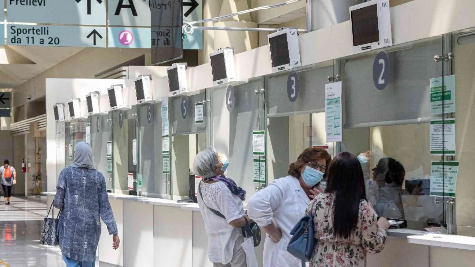 Il piano contro le liste d'attesa: orari prolungati