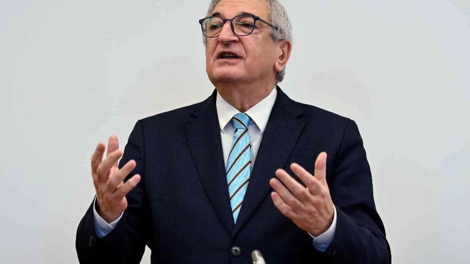 Fdi contro il Consiglio di Stato: i balneari sono un caso istituzionale