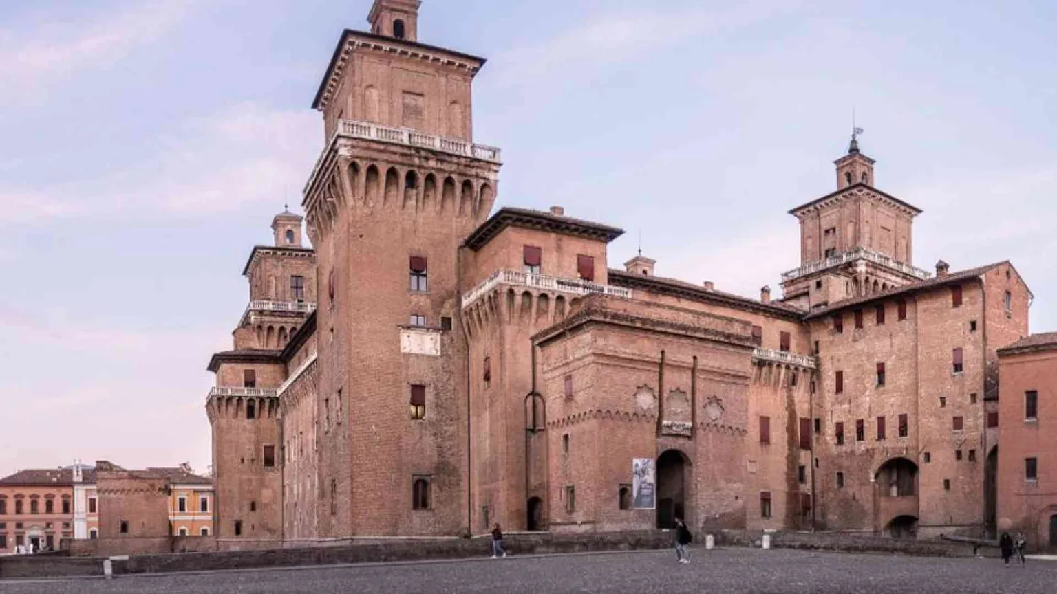 Un sindaco per Ferrara, che è divisa. L'arcivescovo: «Serve programmare»