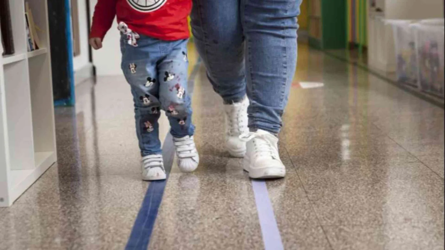 Minori, il rischio povertà è doppio. Due su tre hanno paura del futuro
