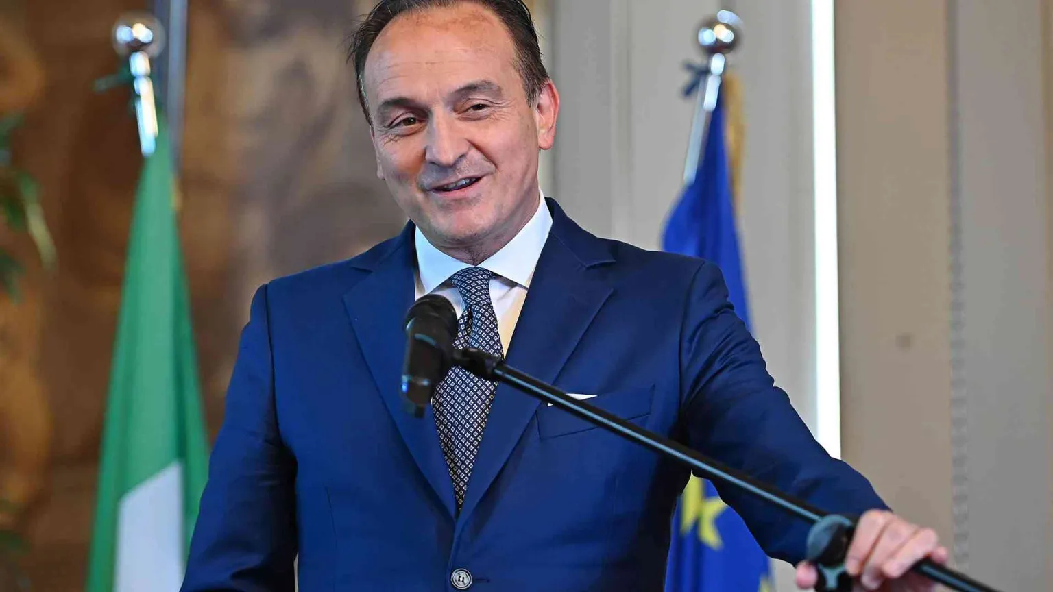 Piemonte al centrodestra, centrosinistra avanti a Bari e Firenze