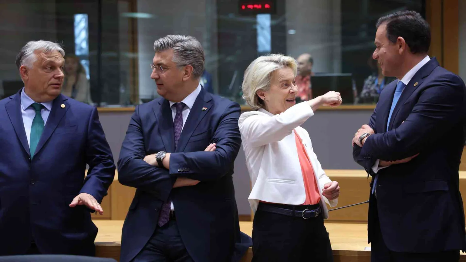 Von der Leyen-bis, rinvio dopo il vertice notturno (anche per i dubbi di Meloni)