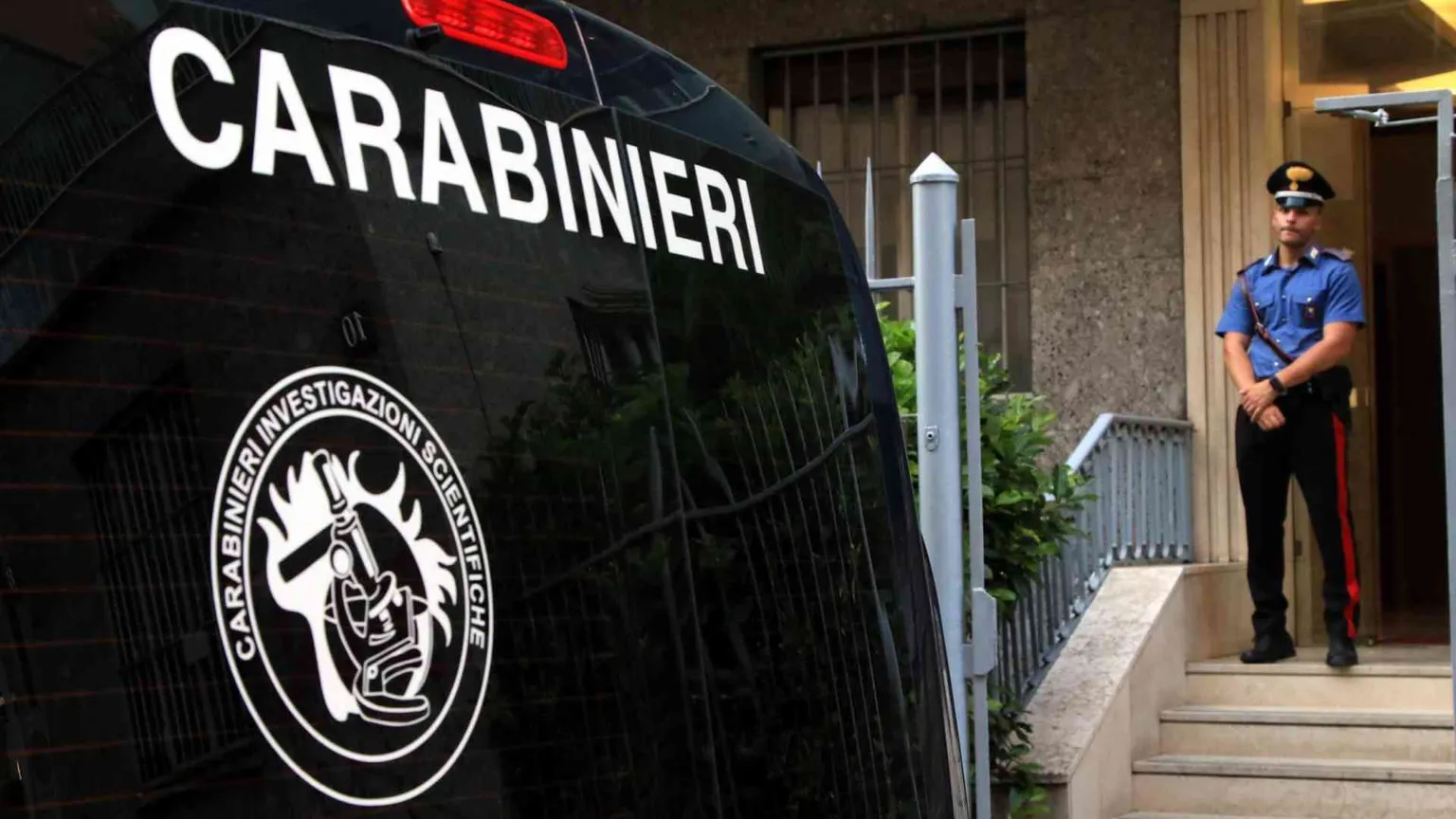 La figlia va in vacanza, anziana disabile lasciata morire di stenti