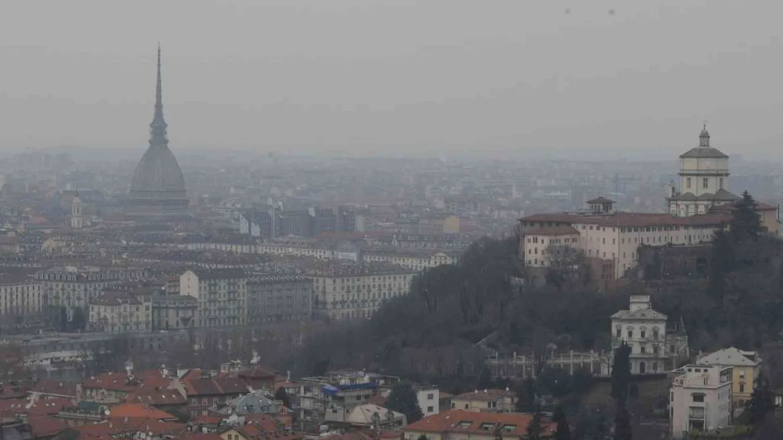 A Torino il primo processo per inquinamento ambientale. Come ci si è arrivati