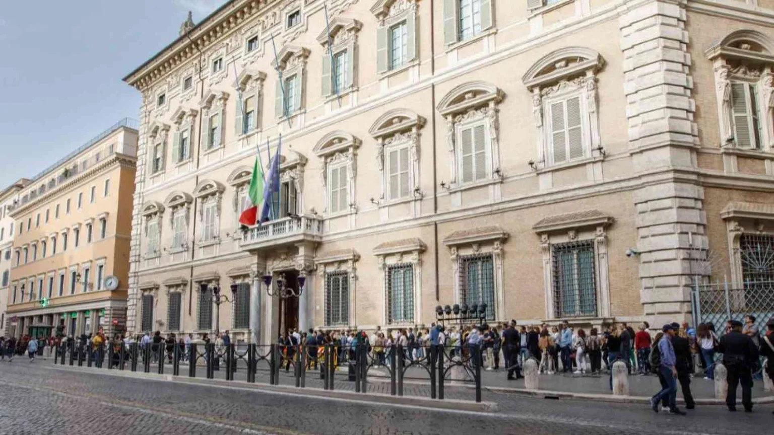 Utero in affitto, la Lega vuole il carcere fino a 10 anni