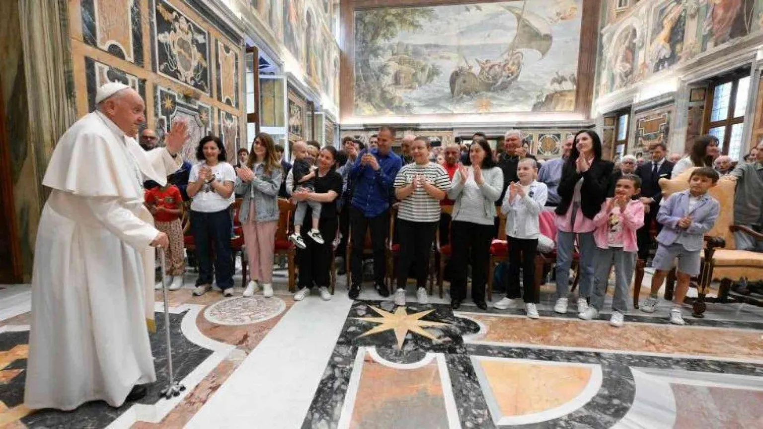 Il Papa: «Tra i cantieri dell'Anno Santo non manchi quello della carità»