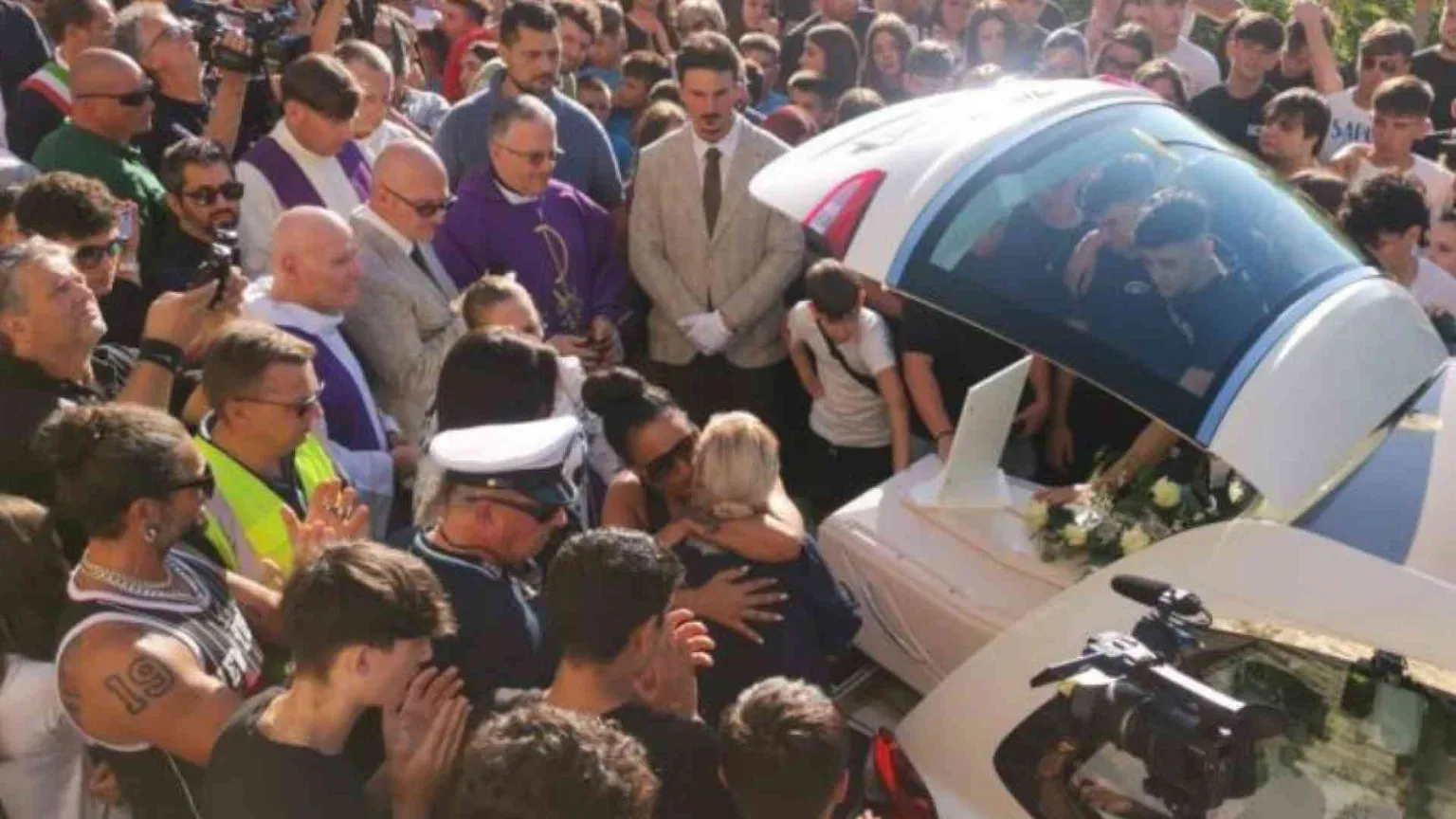 L'arcivescovo: «La responsabilità della morte di Thomas è di noi tutti»