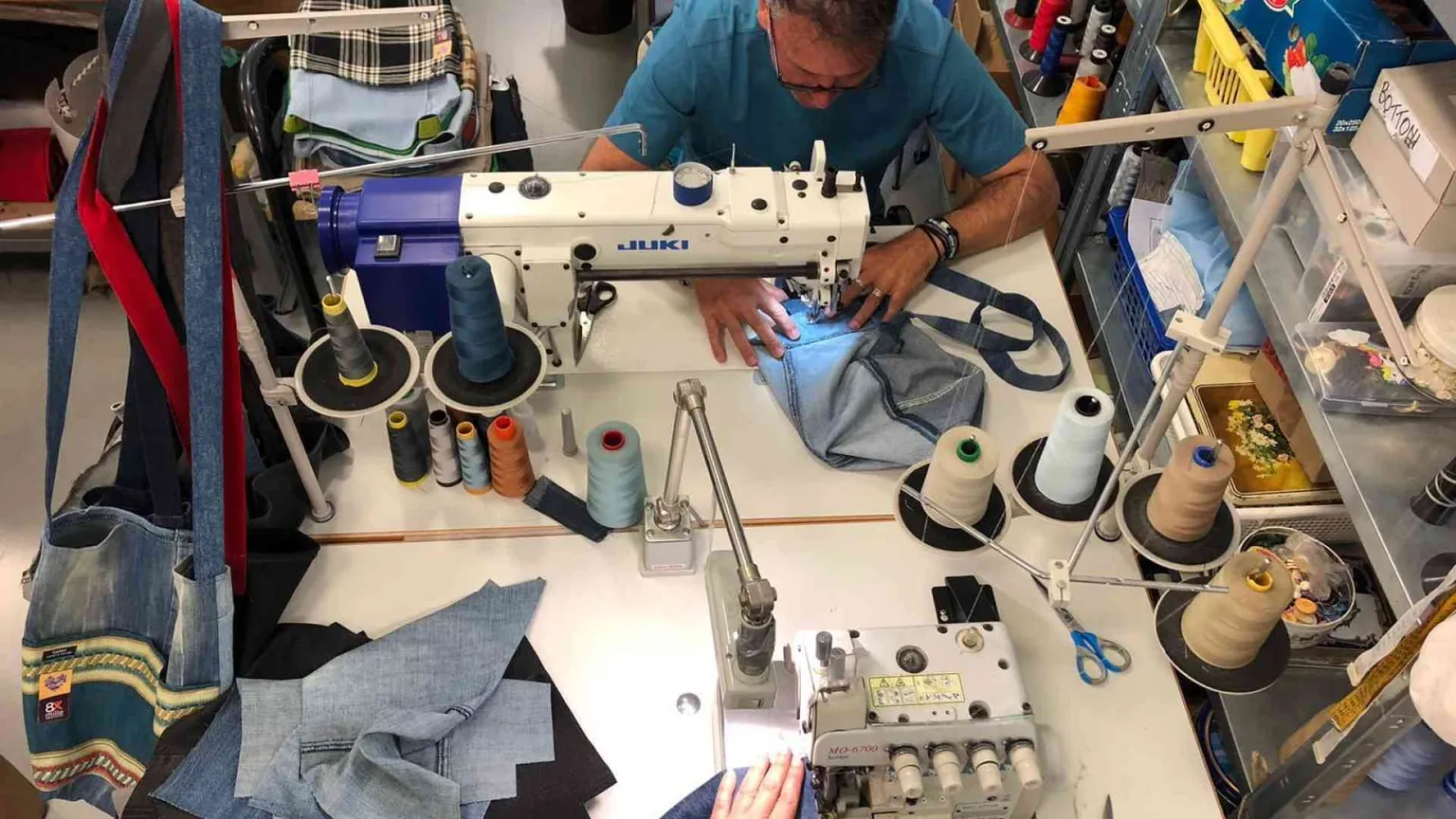 Lavoro, cura, relazioni: a Trieste la sartoria sociale in nome di Basaglia