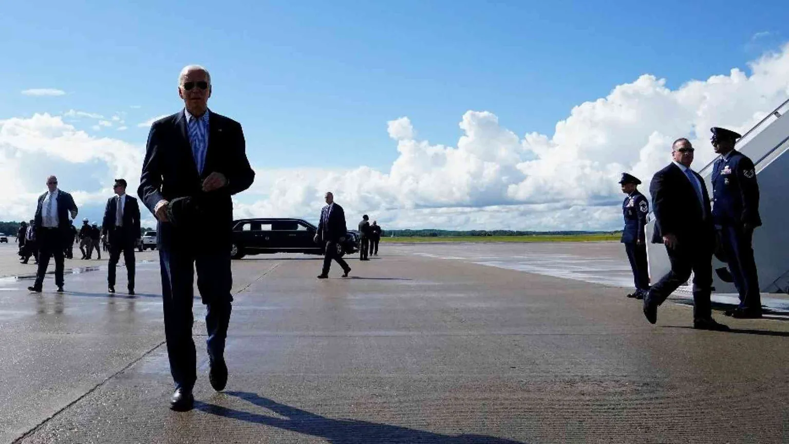 Biden in tivù: «Lascio solo se me lo chiede Dio»