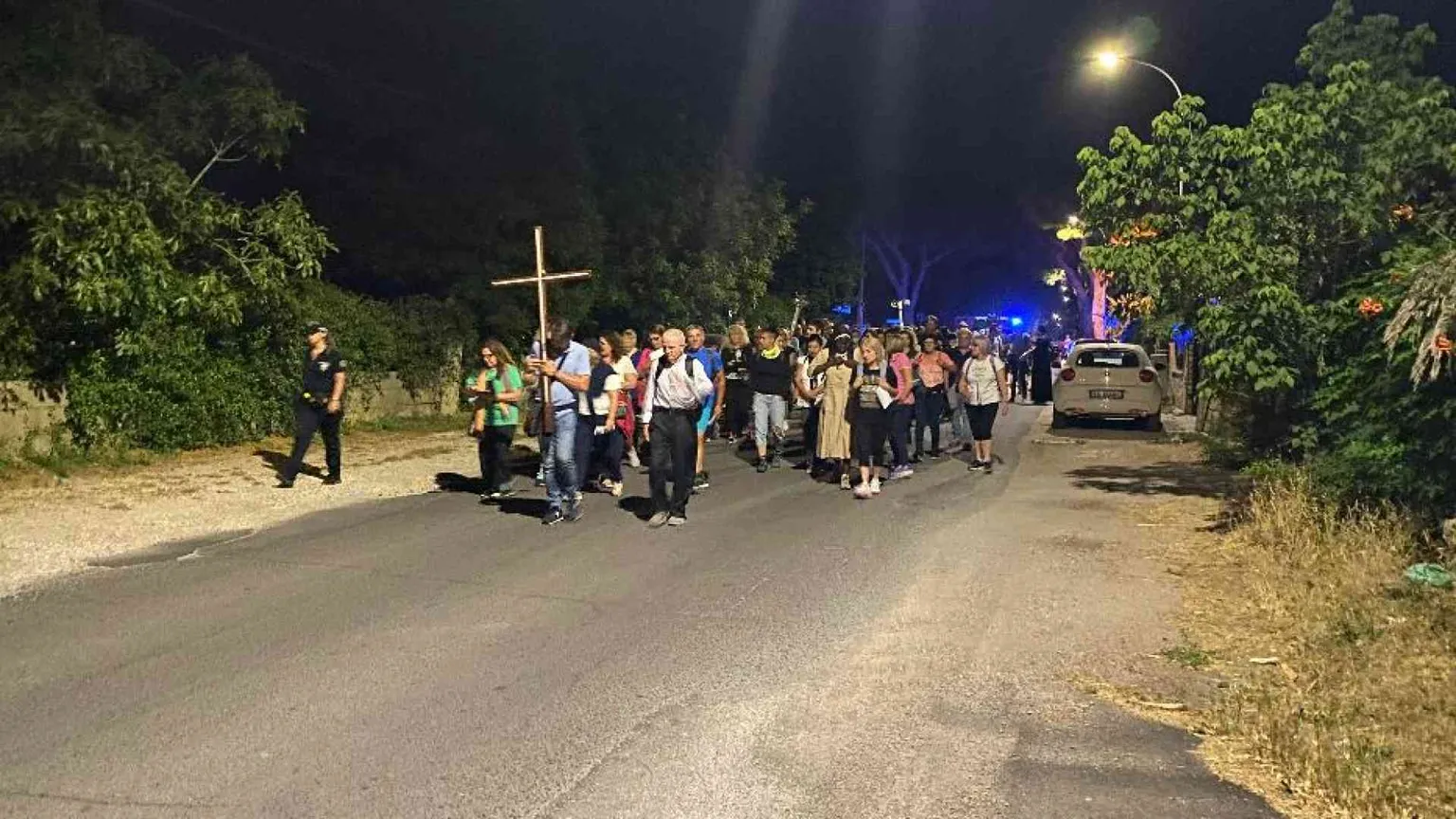 Il pellegrinaggio notturno alla casa del martirio di santa Maria Goretti