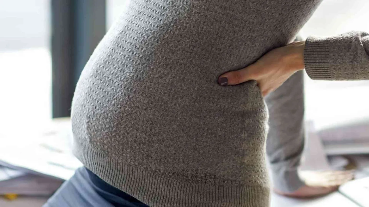Le madri surrogate hanno il triplo di problemi gravi di salute delle altre