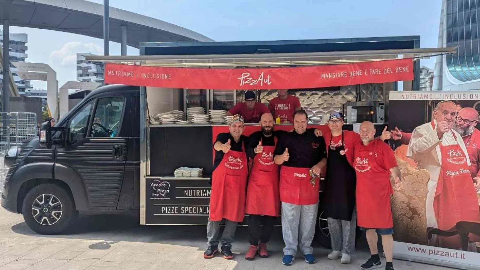 PizzAut, dai tavoli alla strada: partono i truck dell'inclusione