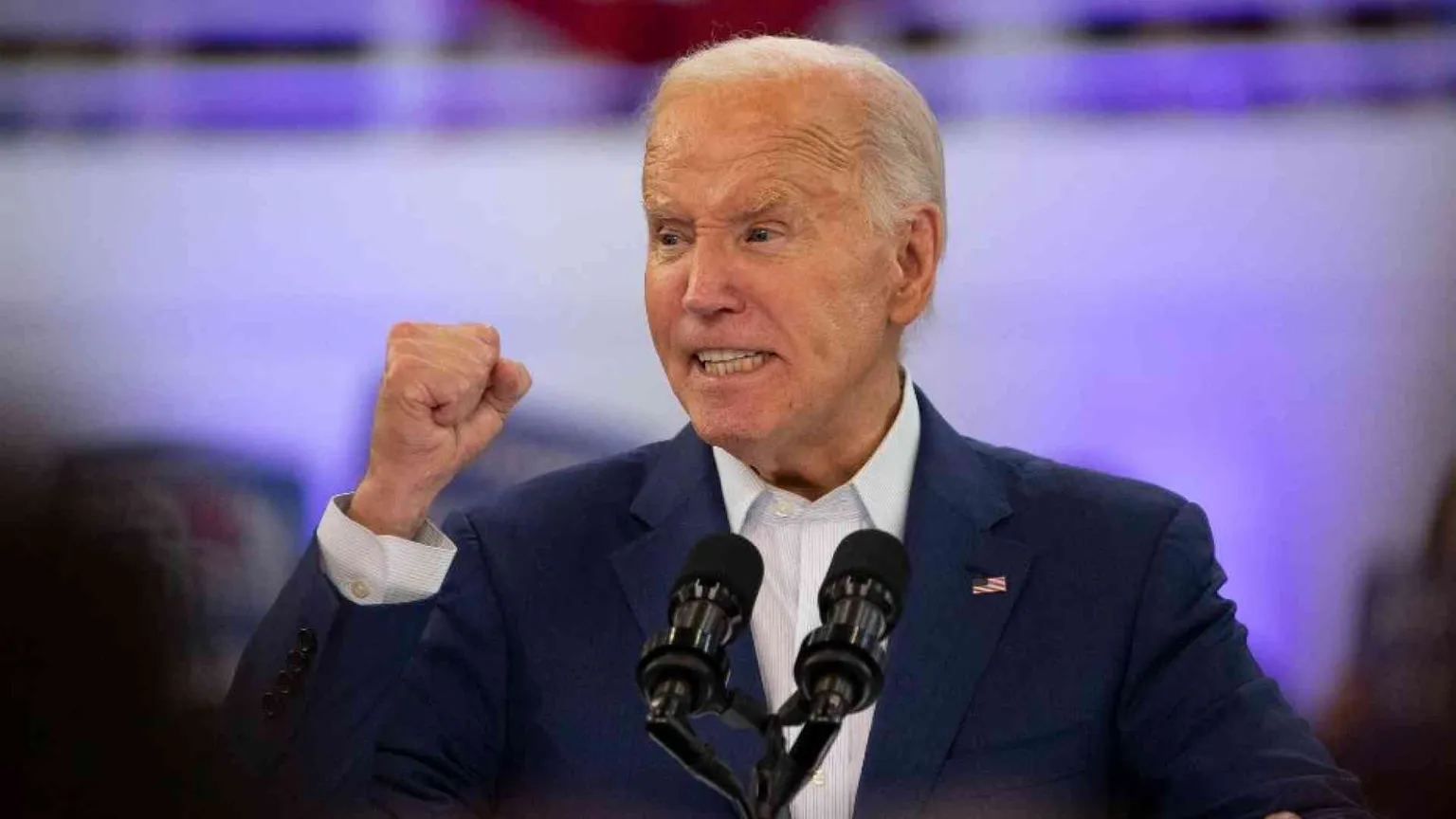 Il ruggito di Joe: «Donald Trump sei un criminale»