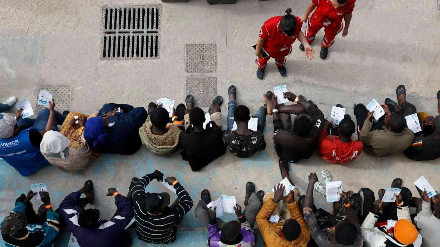 Gli sbarchi sono calati perché sempre più migranti muoiono nel deserto