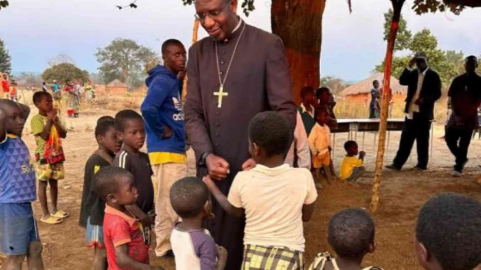 Angola, nel regno dei diamanti si muore di fame