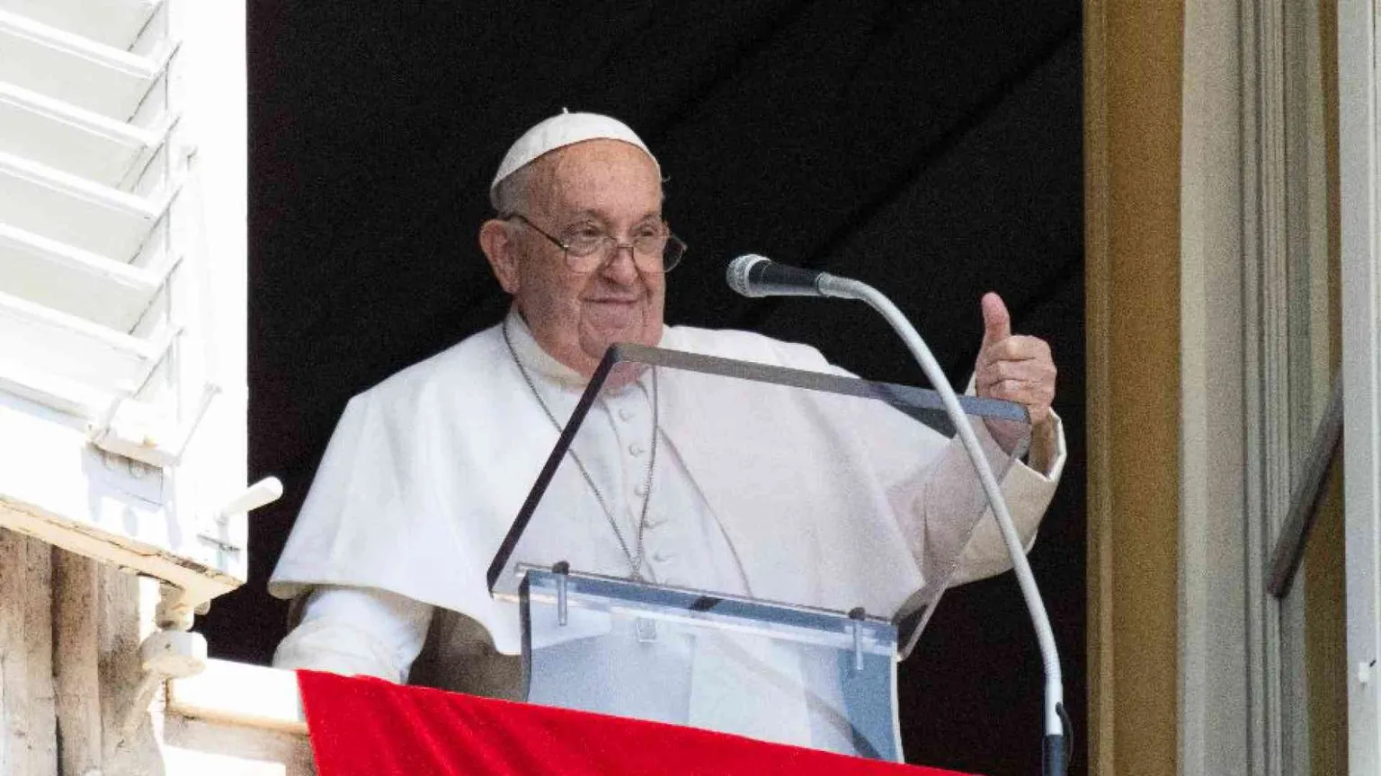 Il Papa: la voce di Dio va oltre i nostri schemi. Preghiamo per la pace