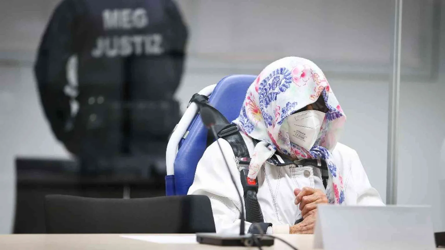 L'ultimo processo per i lager in Germania: 2 anni alla segretaria della morte