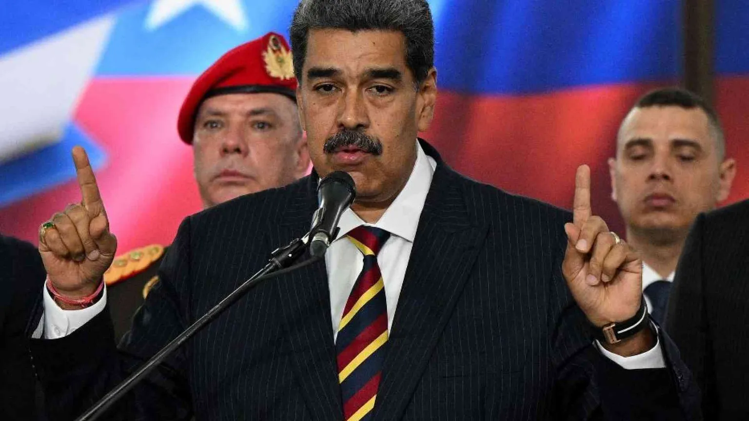La Corte Suprema “amica” incorona Maduro, insorge l'opposizione