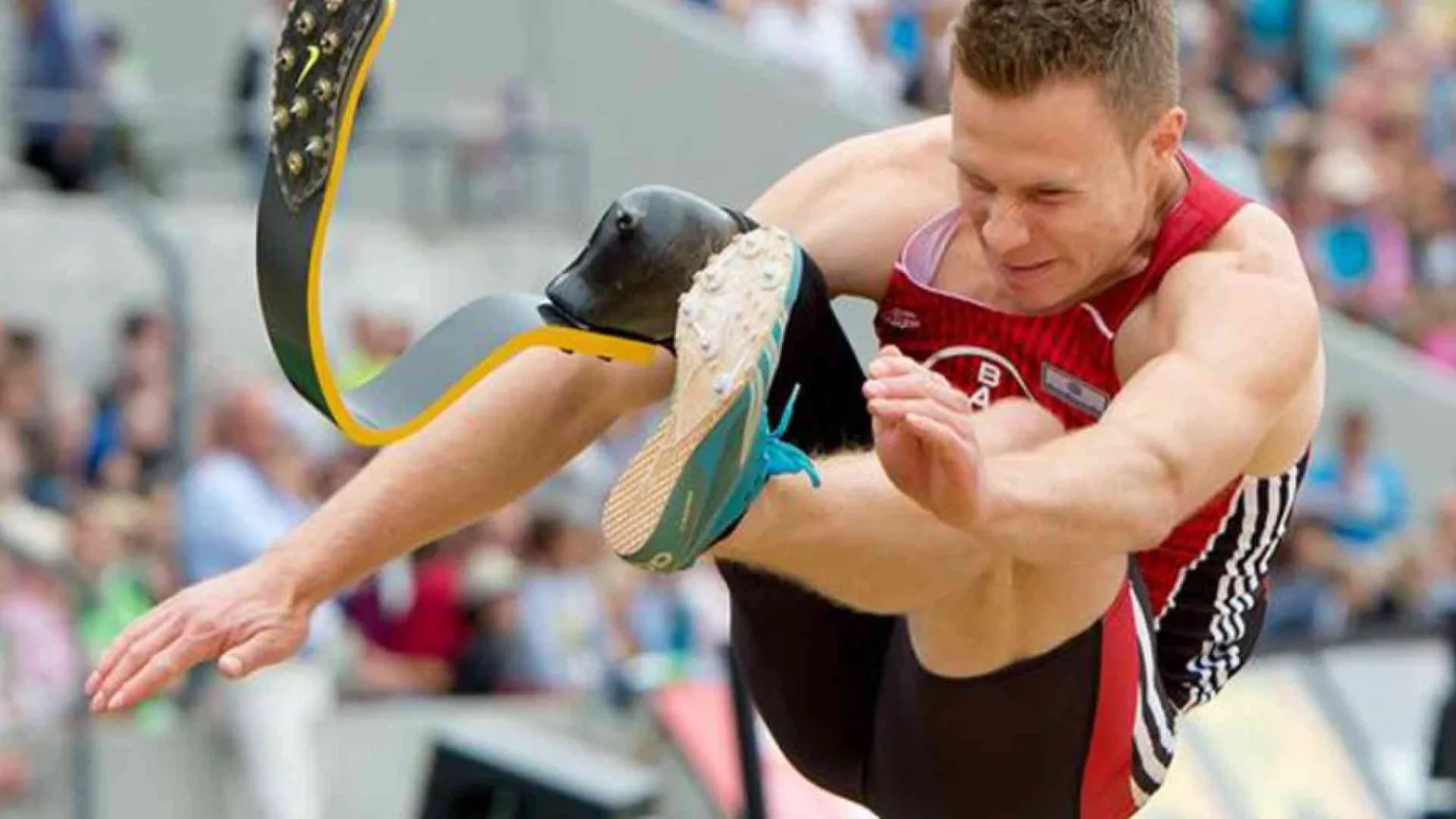 Markus Rehm, volto delle Paralimpiadi: «Non esiste il non posso»