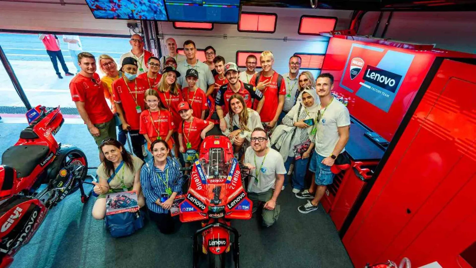 Ai box con Pecco Bagnaia: il gran premio dei piccoli pazienti oncologici