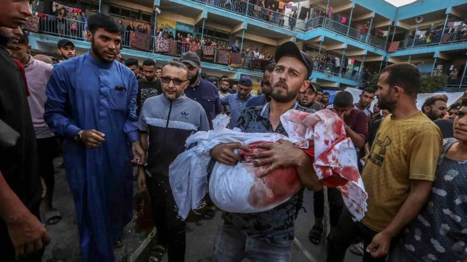 Nel raid di Israele sulla scuola sono stati uccisi anche 6 operatori dell'Onu