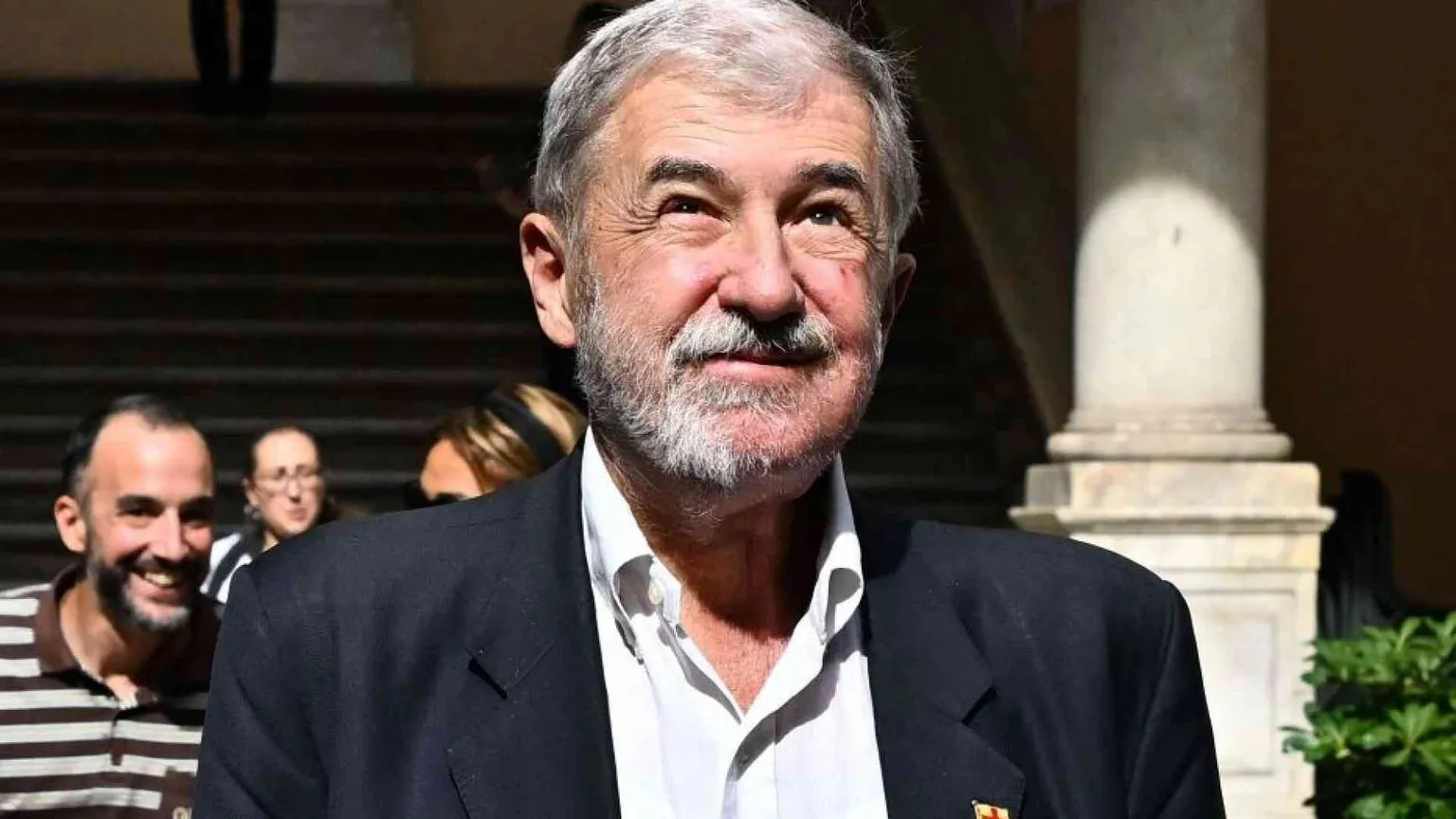 Genova, la malattia, la spinta di Meloni: il centrodestra punta su Bucci