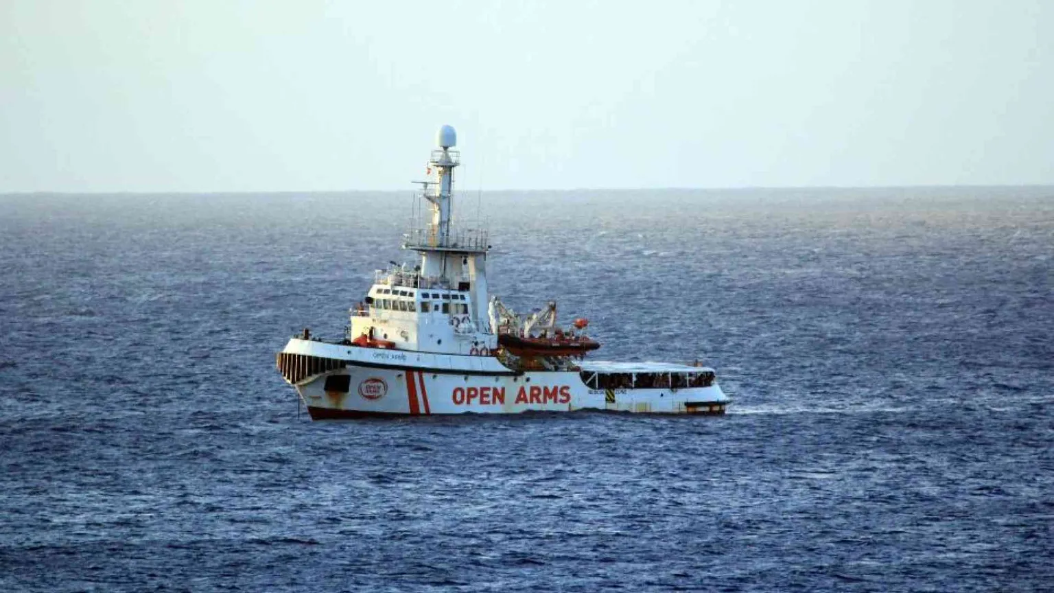 Salvare vite in mare è la misura minima di umanità che non consente deroghe