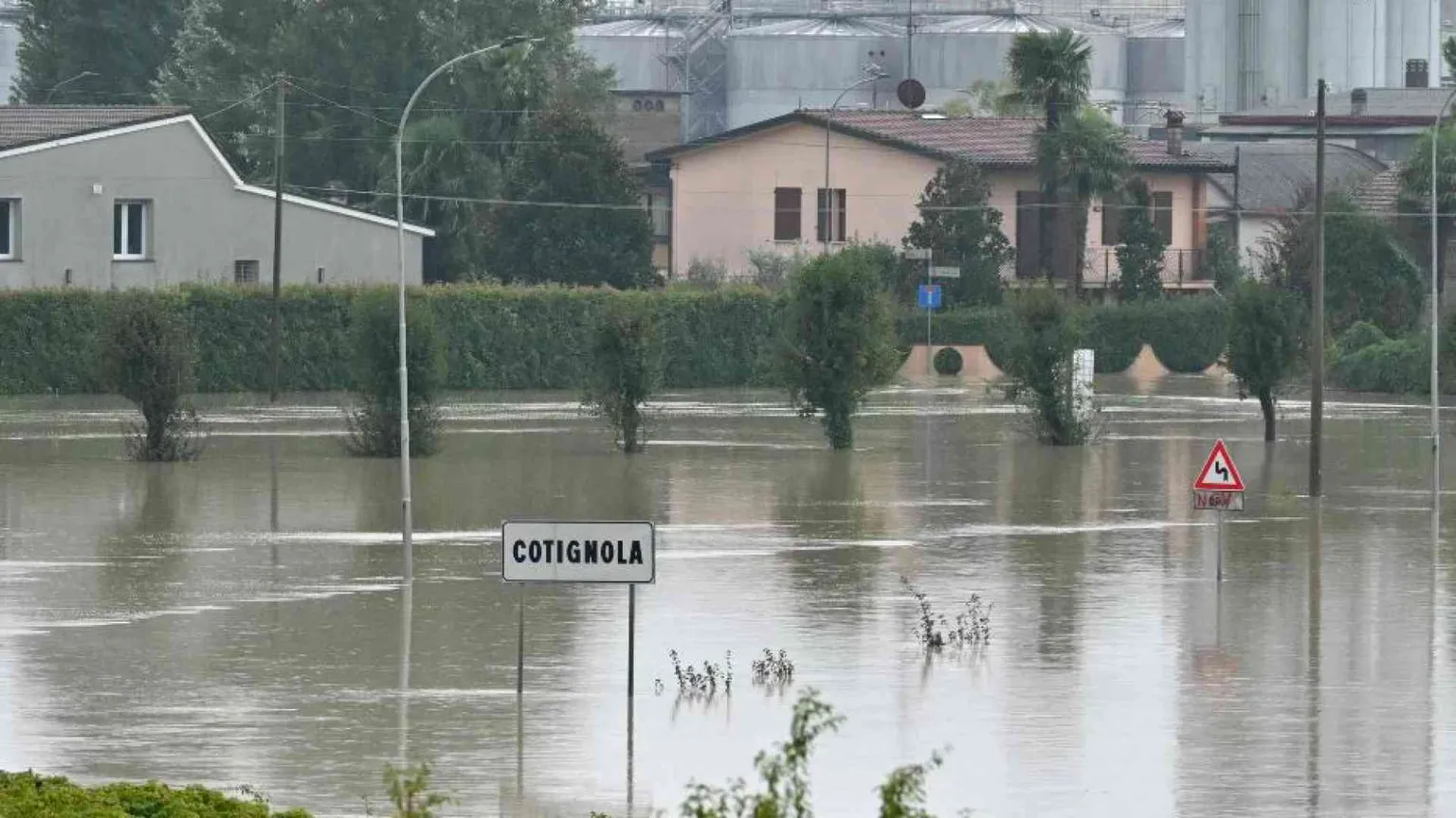 Un'altra alluvione in Emilia Romagna: inondazioni, sfollati e polemiche