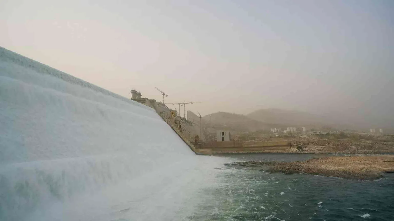 La diga sul Nilo, il caos alleanze: è la prima guerra dell'acqua