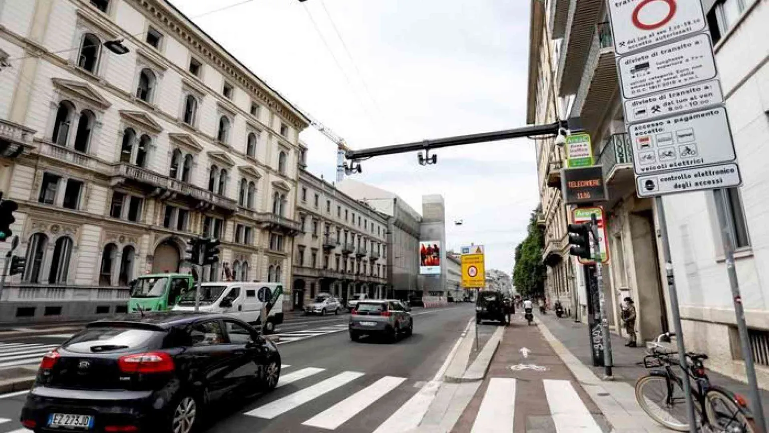 Dal 1 ottobre scattano i nuovi divieti per Area C e Area B: cosa cambia
