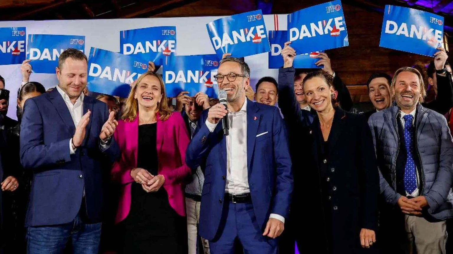 In Austria vince l'estrema destra. Crollano popolari e Verdi