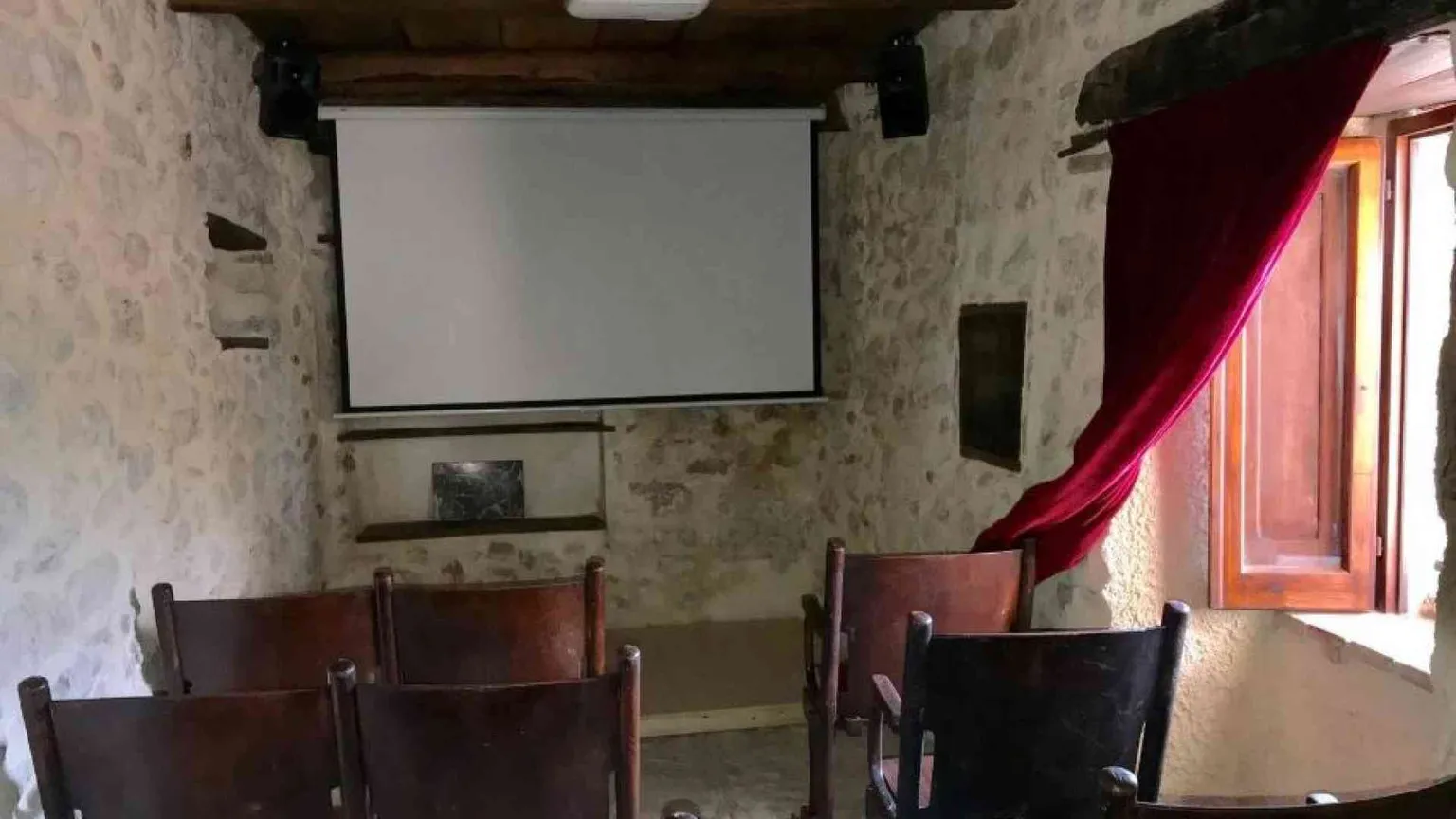 U Cinemittu a Longone Sabino, così crescono relazioni e comunità