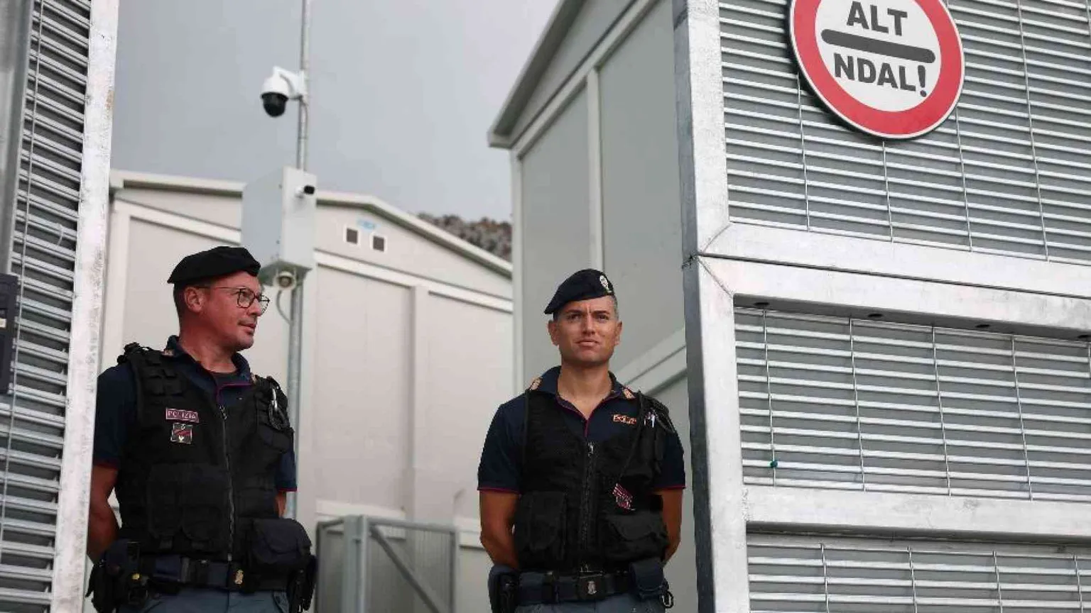 Punizione, non accoglienza. Quel che non funzionerà dei centri in Albania