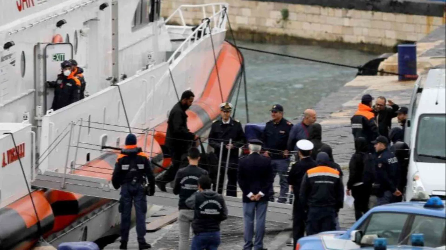 Arrivi in calo, in Albania i centri saranno per pochi