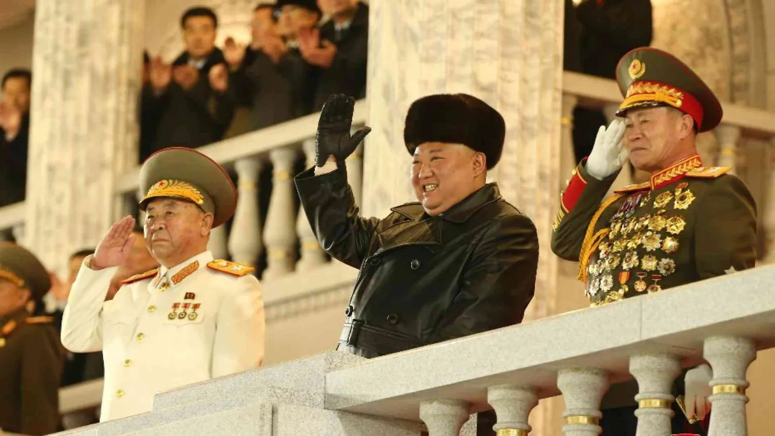 La Corea del Nord alza la sicurezza attorno a Kim: "Vogliono ammazzarlo"