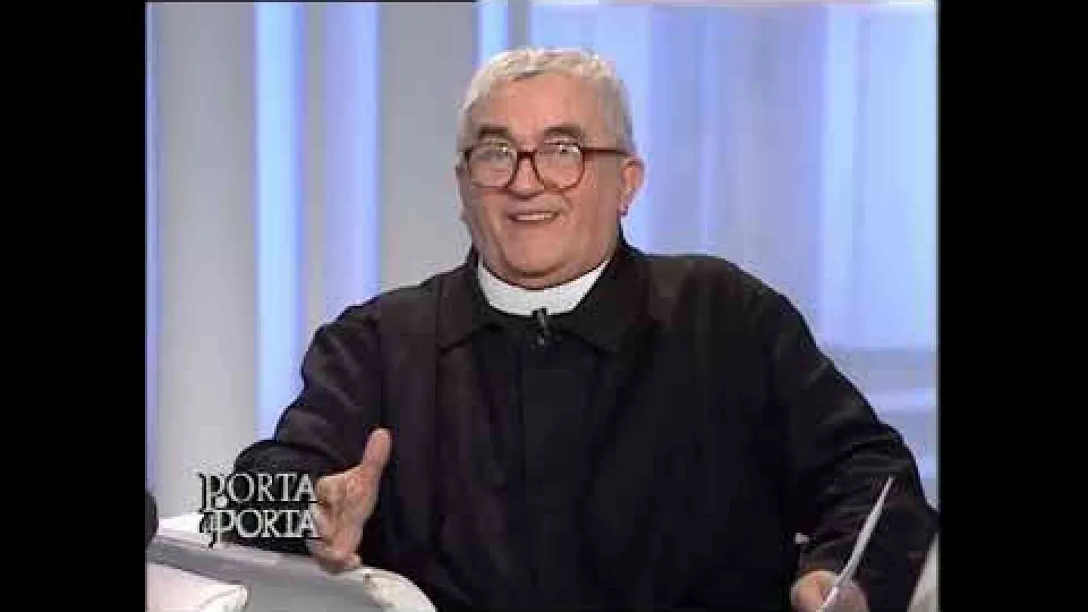 Le avventure di don Benzi tra gli ultimi: ecco la storia del «pazzo di Dio»