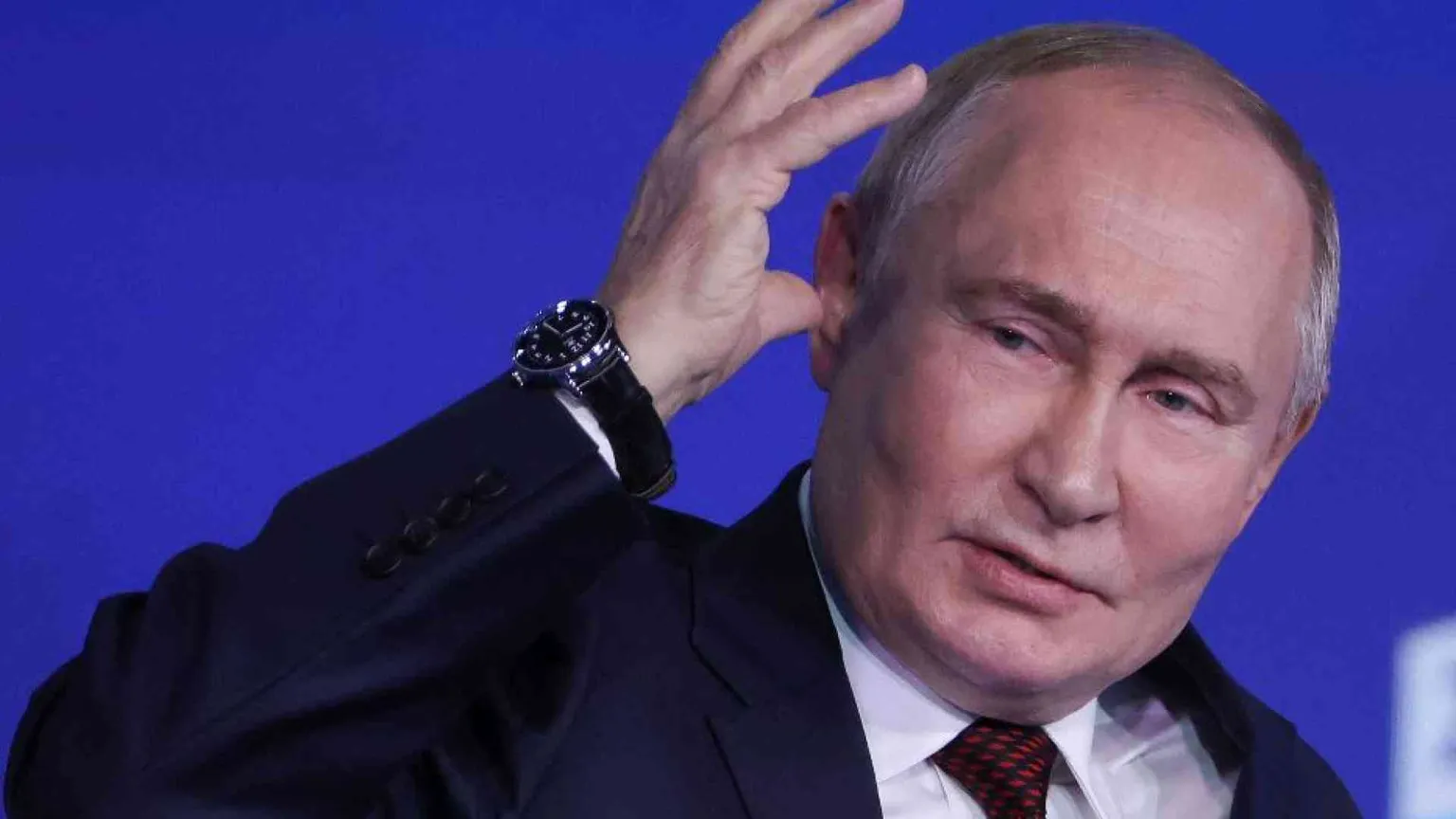 Putin è già pronto a parlare con Trump (soprattutto di Kiev)