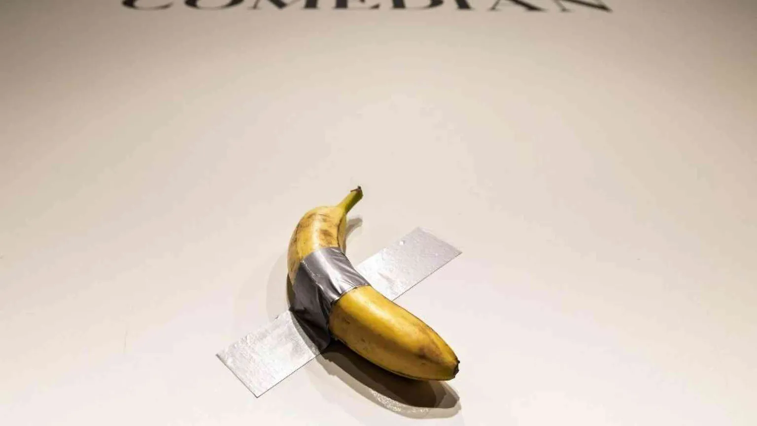 Tra etica e arte: cosa rivaluta 25 milioni di volte una banana?