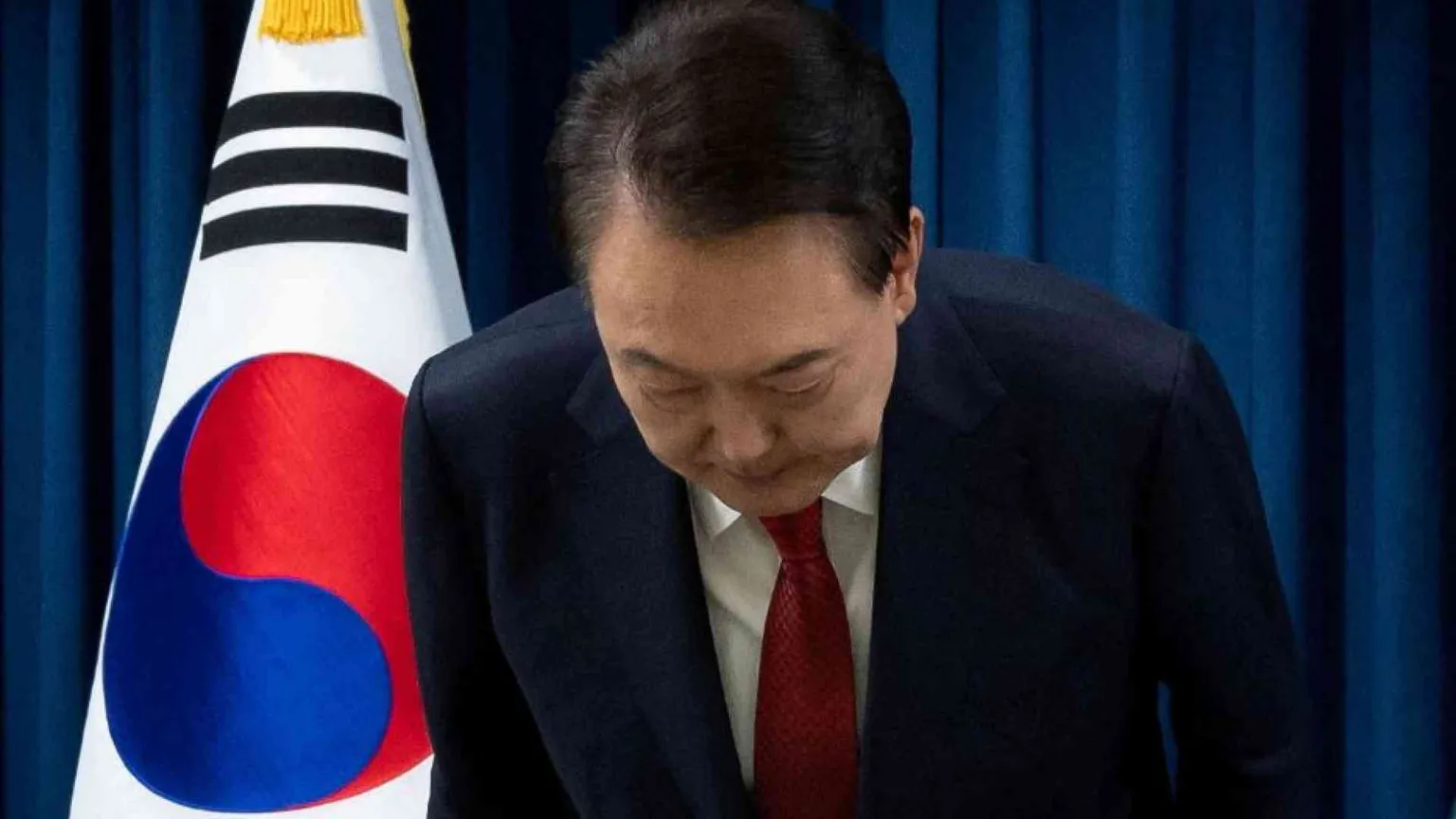 Il partito fa mancare il quorum, il presidente Yoon si salva dall'impeachment
