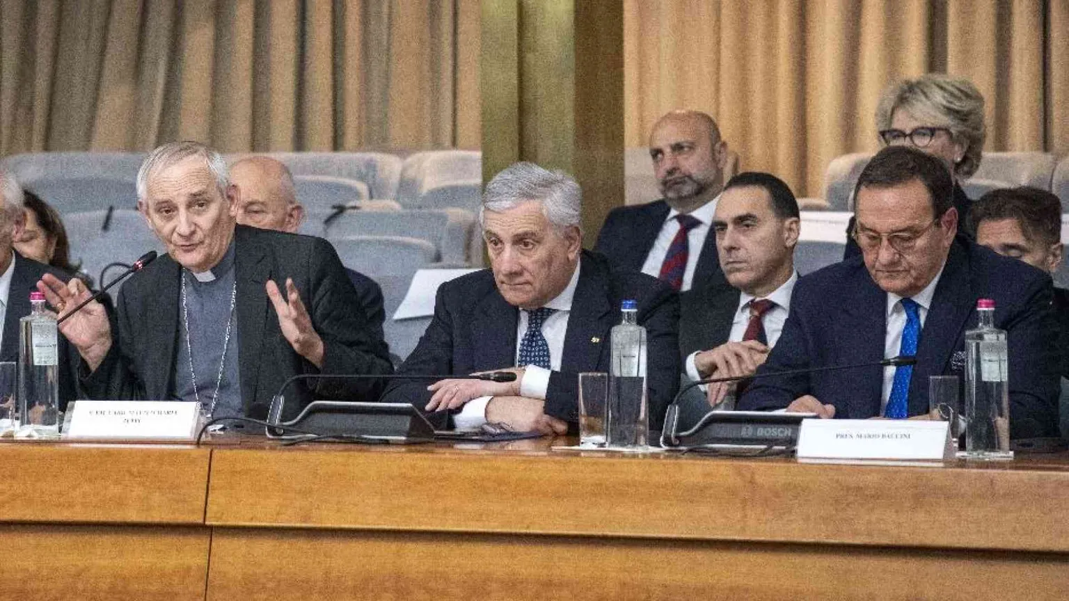 Zuppi alla Farnesina: «La cultura dello scarto mette in crisi le democrazie»